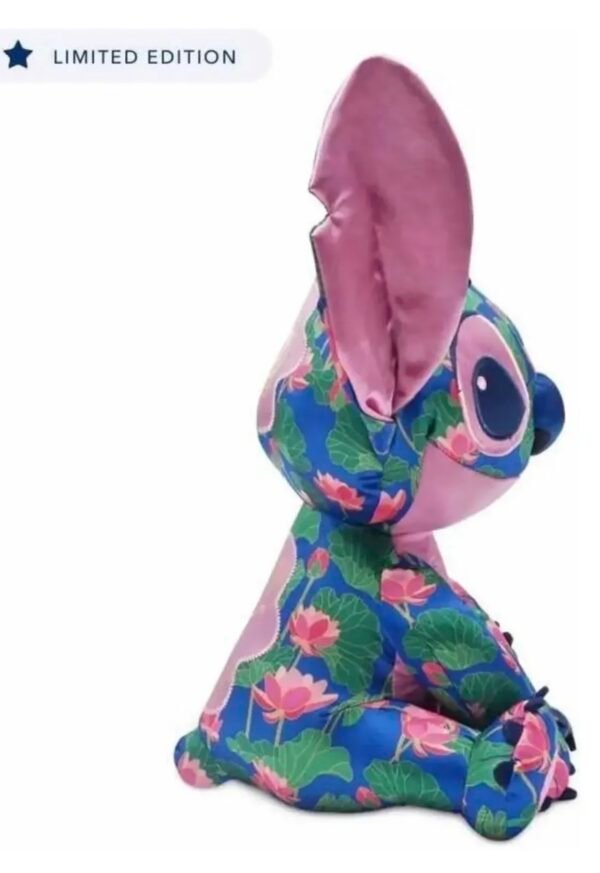 Stitch Crashes Mulan Peluche Coleccion 12/12 Disney Store