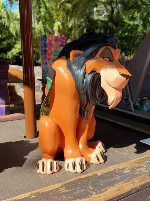 Palomera Scar del Rey Leon Animal Kingdom Disney