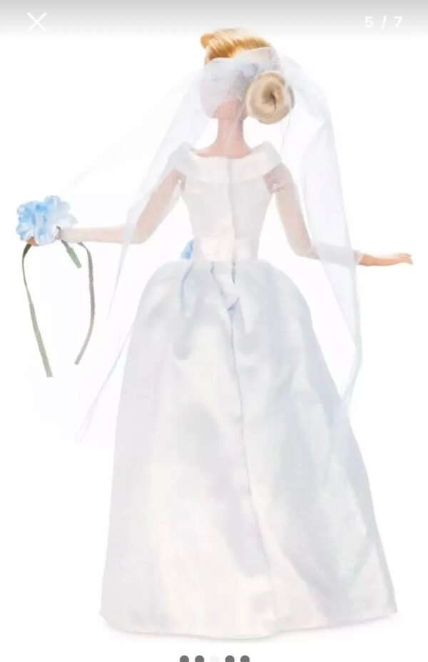 Cenicienta y Príncipe Charming  Encantador Pareja de Muñecos Novios  Disney Store